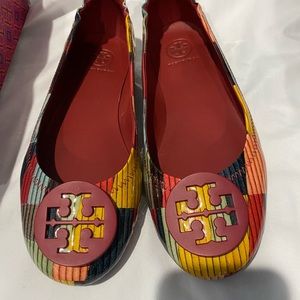 Tory Burch patent Minnie’s sz 7